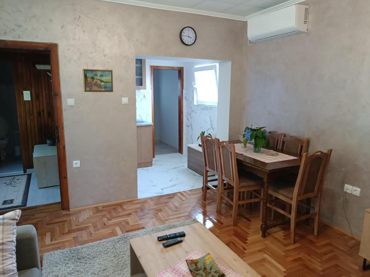 Vila Kuca Za Odmor Dm Bajina Basta Exteriér fotografie