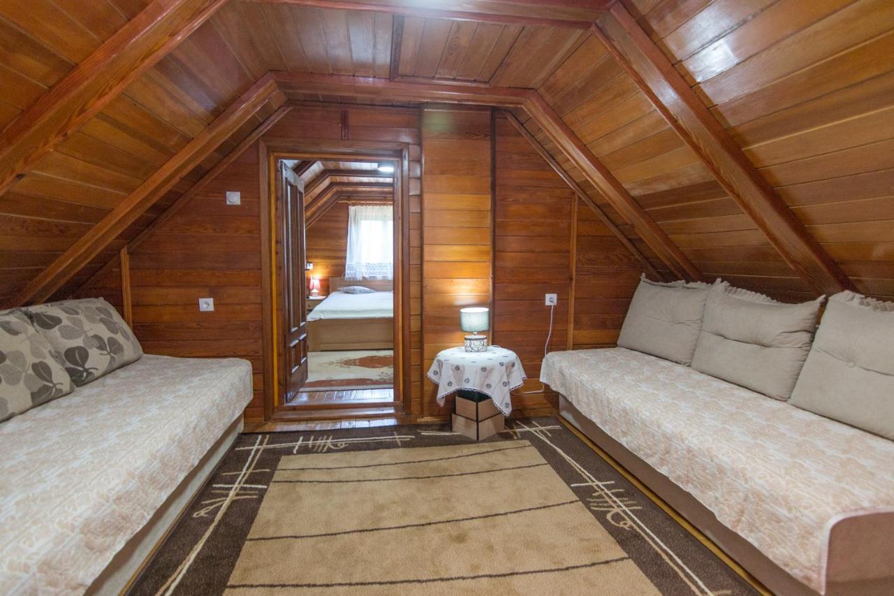 Vila Kuca Za Odmor Dm Bajina Basta Exteriér fotografie